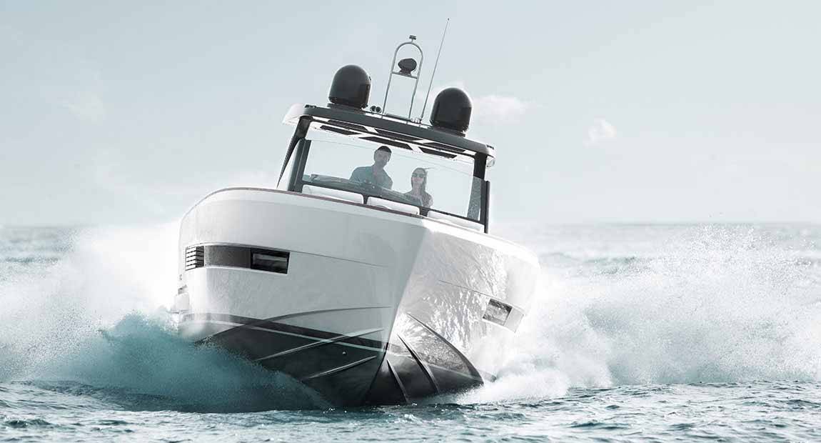 The V shaped hull cuts through the waves seamlessly.